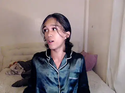 urnaughty paul online show from August 5, 7:02 am