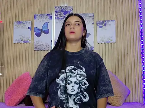 sara  gomez1 online show from April 23, 1:34 am