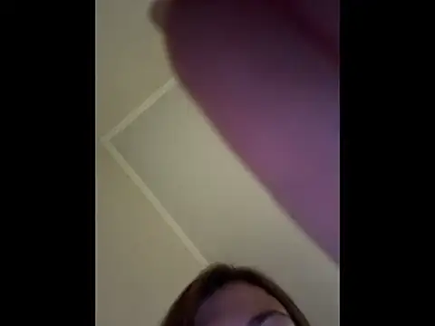 EllaMist online show from April 27, 3:10 pm