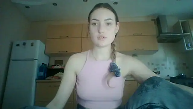 Lisanta online show from July 12, 3:24 pm