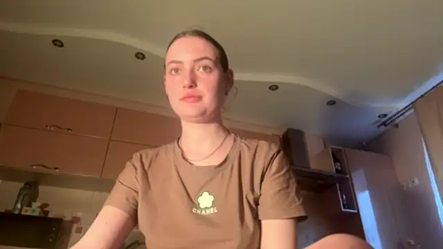 Snapshot of Lisanta chatting on May 15, 4:16 pm Lisanta online show from May 15, 4:16 pm