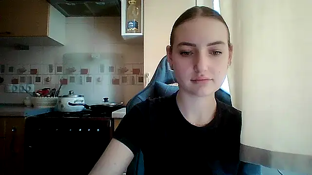 Snapshot of Lisanta chatting on May 22, 12:25 pm Lisanta online show from May 22, 12:25 pm