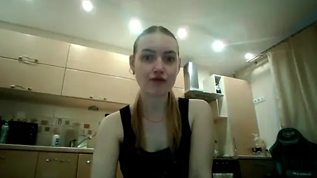 Snapshot of Lisanta chatting on May 13, 4:58 pm Lisanta online show from May 13, 4:58 pm