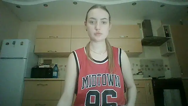 Lisanta online show from July 18, 7:44 pm
