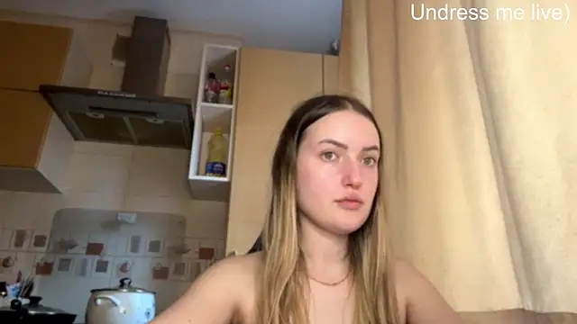 Snapshot of Lisanta chatting on May 26, 3:54 pm Lisanta online show from May 26, 3:54 pm
