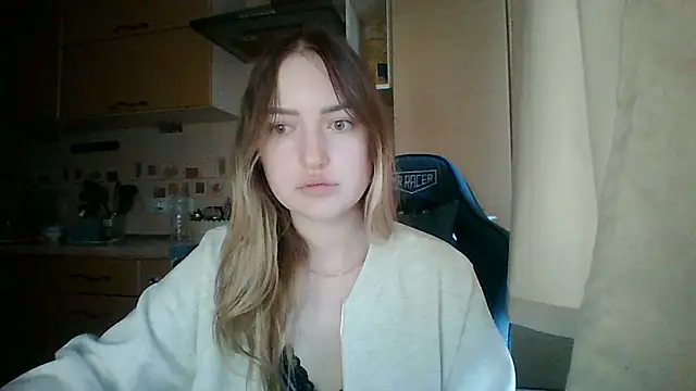 Snapshot of Lisanta chatting on May 30, 4:01 pm Lisanta online show from May 30, 4:01 pm