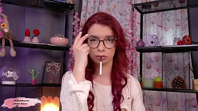 Snapshot of Sophie_Rae chatting on May 18, 8:19 am Sophie Rae online show from May 18, 8:19 am
