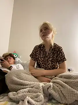 SofiaNLukaBabe online show from July 7, 10:02 pm