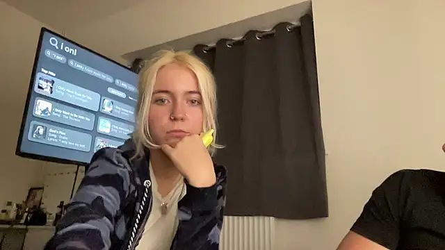 SofiaNLukaBabe online show from May 27, 10:39 pm