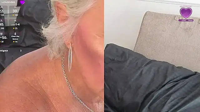 Snapshot of SilverRain_ chatting on July 9, 3:33 pm SilverRain online show from July 9, 3:33 pm