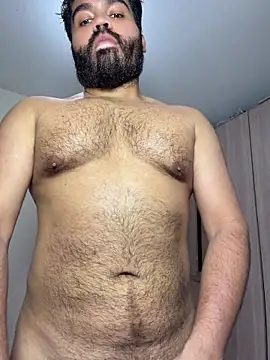 Snapshot of LucaLaurent chatting on May 24, 10:20 pm LucaLaurent online show from May 24, 10:20 pm