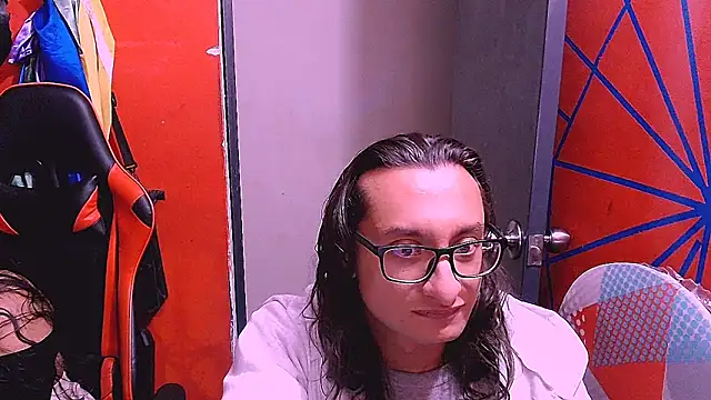 Loversonfire78 online show from May 2, 7:24 am