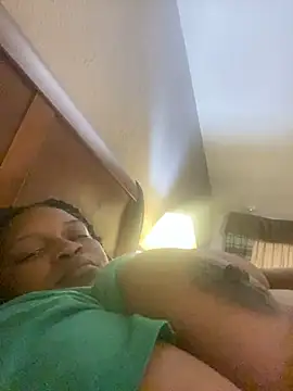 thedarkenchantress online show from January 12, 7:21 am