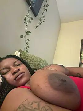 thedarkenchantress online show from February 19, 12:46 pm