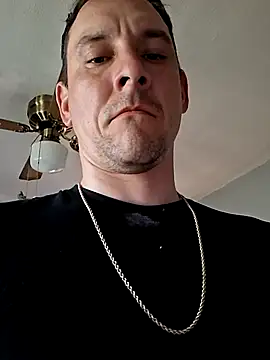 Snapshot of JGWntwrth86 chatting on April 21, 10:49 pm JGWntwrth86 online show from April 21, 10:49 pm