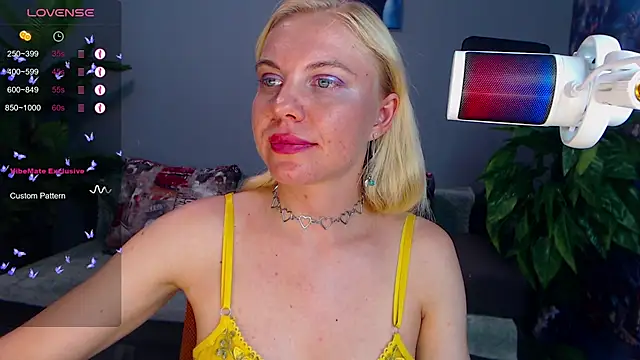 FromRussia online show from June 25, 5:12 am