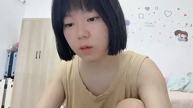 Snapshot of Belle-LL chatting on May 9, 3:59 pm Belle-LL online show from May 9, 3:59 pm