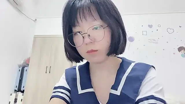 Snapshot of Belle-LL chatting on May 19, 3:41 pm Belle-LL online show from May 19, 3:41 pm