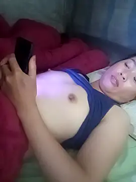 phuongtrinh1 online show from July 3, 9:43 pm