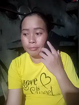 Snapshot of phuongtrinh1 chatting on May 9, 9:56 am phuongtrinh1 online show from May 9, 9:56 am