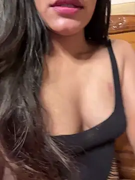 SecretDarkRoomXO online show from April 23, 7:37 pm