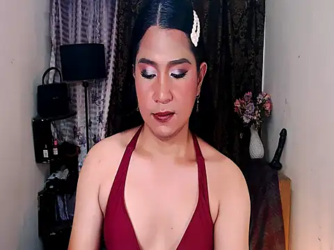 SWEETBELLA69 online show from May 26, 9:13 pm