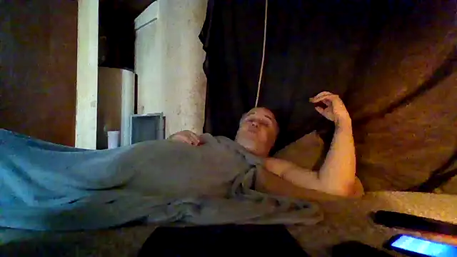 Snapshot of Nightshade1195 chatting on July 7, 2:53 pm Nightshade1195 online show from July 7, 2:53 pm