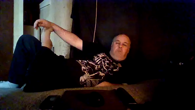 Nightshade1195 online show from May 20, 8:39 pm