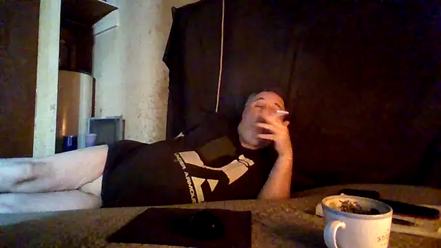 Nightshade1195 online show from May 5, 8:56 pm