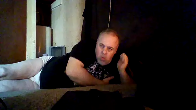 Nightshade1195 online show from May 25, 5:11 pm