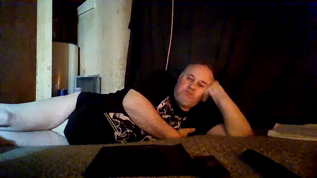 Nightshade1195 online show from May 21, 6:05 pm