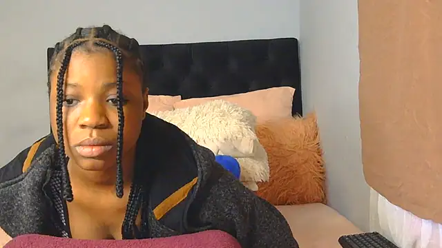 julianaa19 online show from May 25, 4:45 am