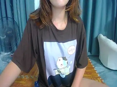 Mimi 200 online show from June 24, 9:23 pm