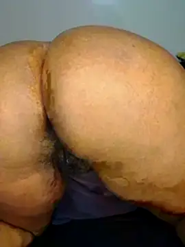 Pfarelo1224 online show from May 3, 6:44 pm