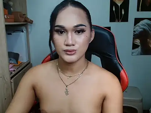 Snapshot of YourHot_Nica chatting on May 20, 7:05 am YourHot Nica online show from May 20, 7:05 am