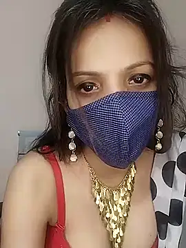 lovelyrosewifey online show from May 6, 4:55 pm