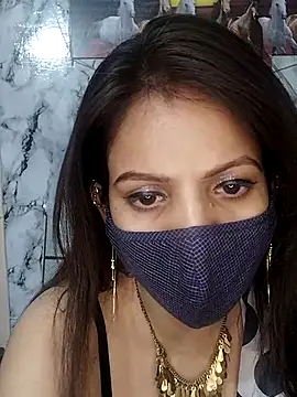 lovelyrosewifey online show from May 21, 11:51 am