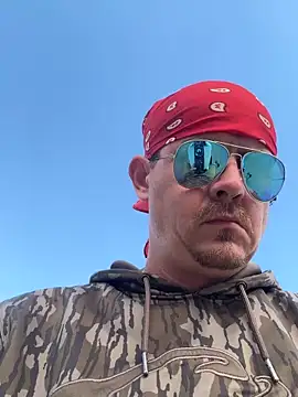 BigDawgzbite69 online show from May 18, 11:37 am
