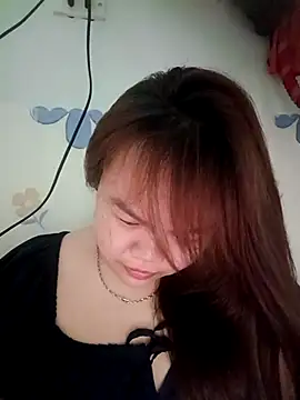 Truxcy1 online show from May 10, 3:54 am
