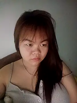 Truxcy1 online show from May 3, 10:24 pm