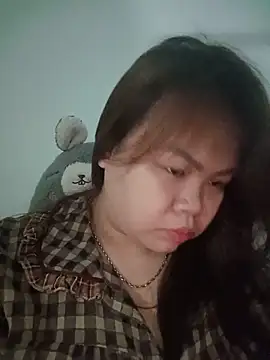 Truxcy1 online show from May 31, 8:53 pm