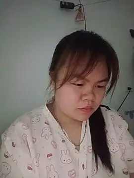 Truxcy1 online show from May 28, 12:51 am