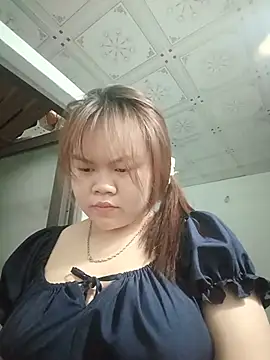 Truxcy1 online show from May 26, 5:55 pm