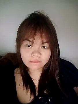 Truxcy1 online show from May 5, 12:57 am