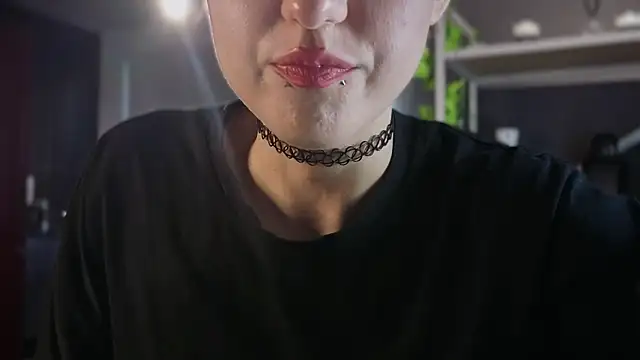 lovergirl4me online show from May 2, 8:08 am