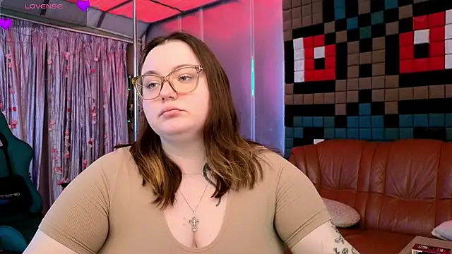 Snapshot of CatherineClaire chatting on May 25, 4:38 pm CatherineClaire online show from May 25, 4:38 pm