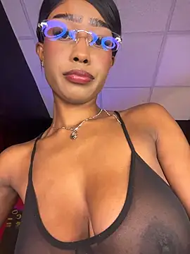 CocoaLuxeXXX online show from May 22, 1:09 pm
