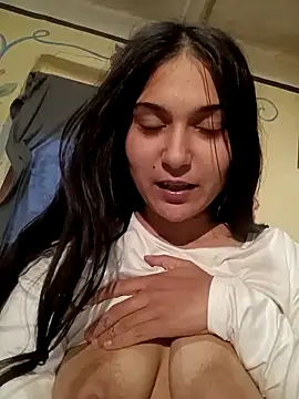 amira1348 online show from April 21, 4:46 pm