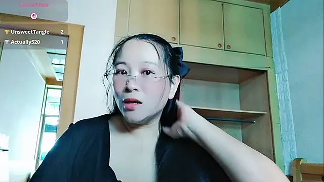 Snapshot of lymm78 chatting on May 22, 12:41 am lymm78 online show from May 22, 12:41 am