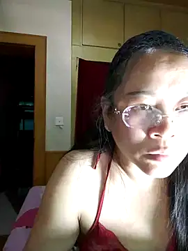 Snapshot of lymm78 chatting on May 26, 12:14 pm lymm78 online show from May 26, 12:14 pm